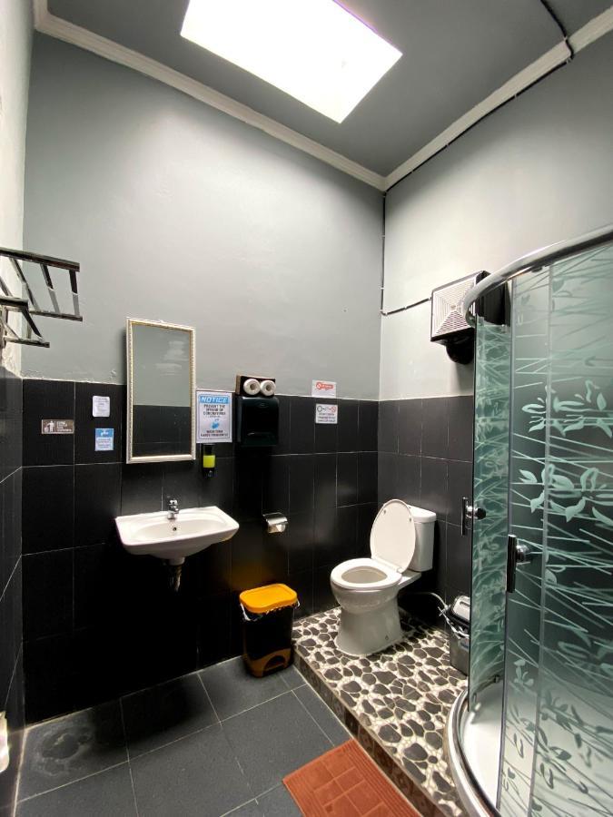 Dong Paloh Hostel มุนดุก ภายนอก รูปภาพ