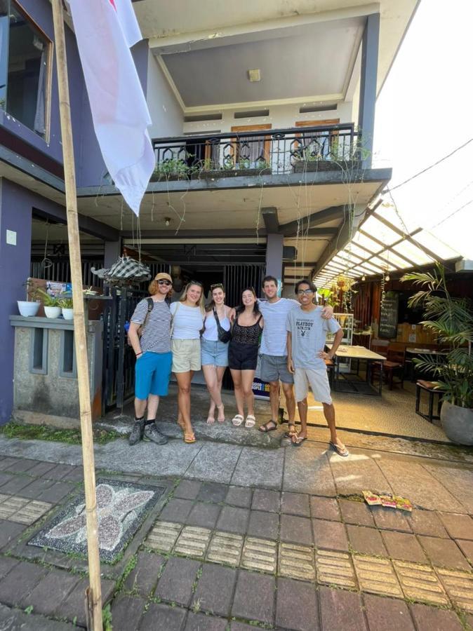 Dong Paloh Hostel มุนดุก ภายนอก รูปภาพ