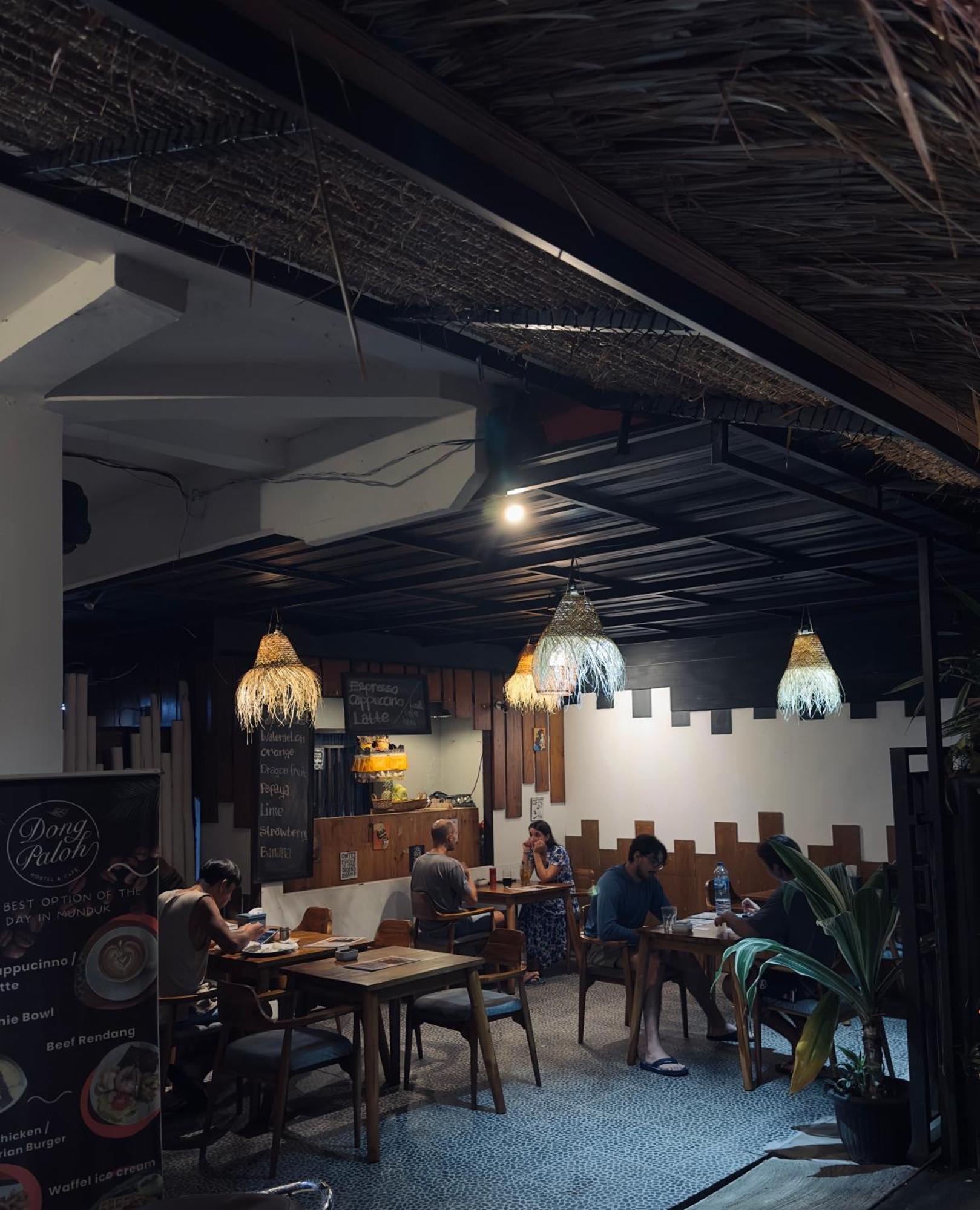 Dong Paloh Hostel มุนดุก ภายนอก รูปภาพ