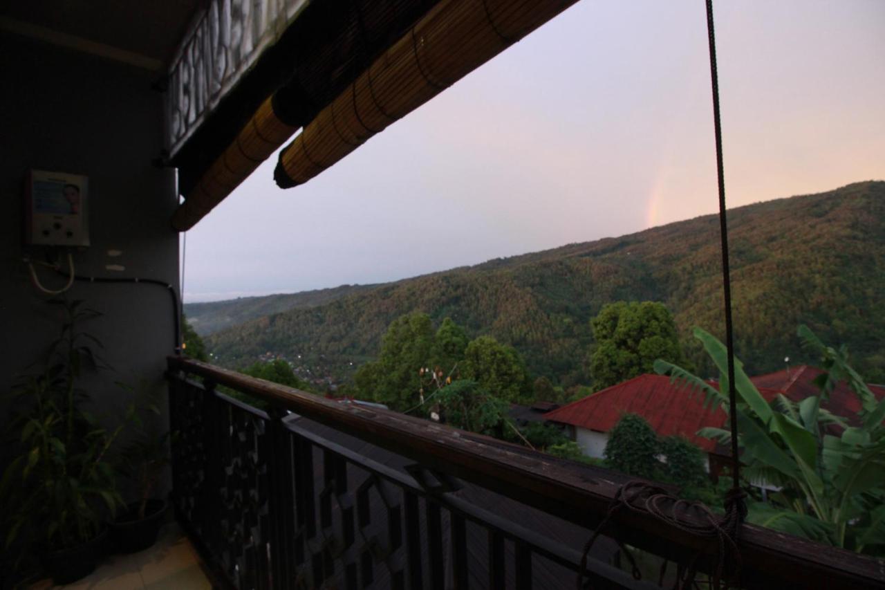 Dong Paloh Hostel มุนดุก ภายนอก รูปภาพ